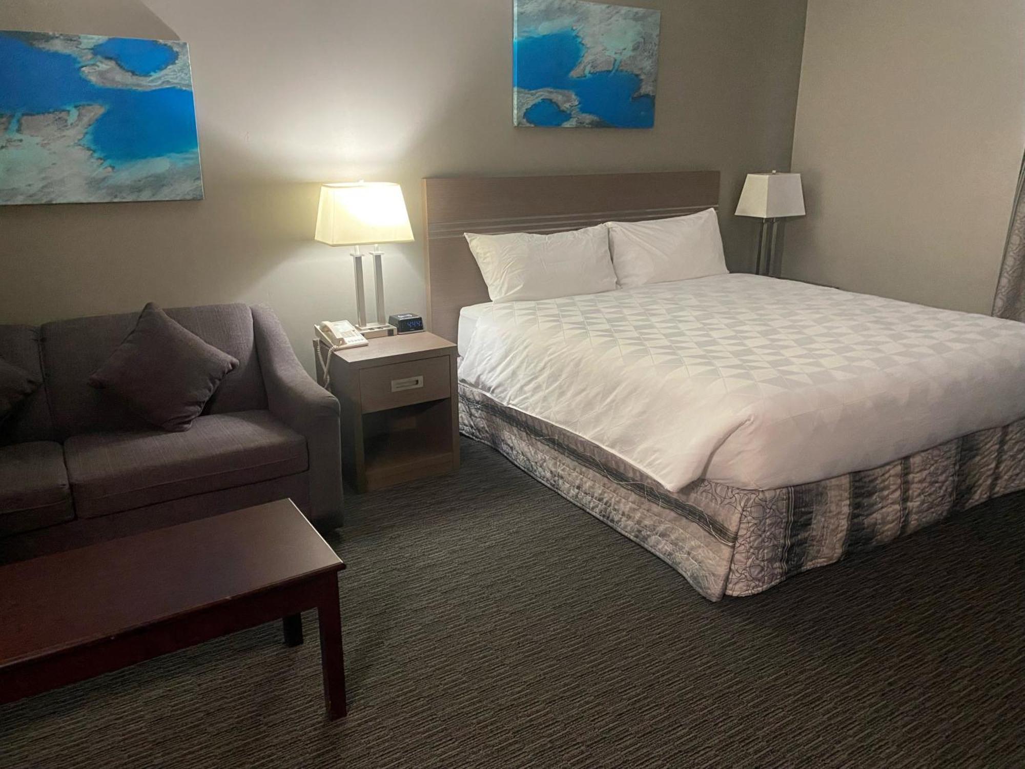 Travelodge By Wyndham Grande Prairie Luaran gambar