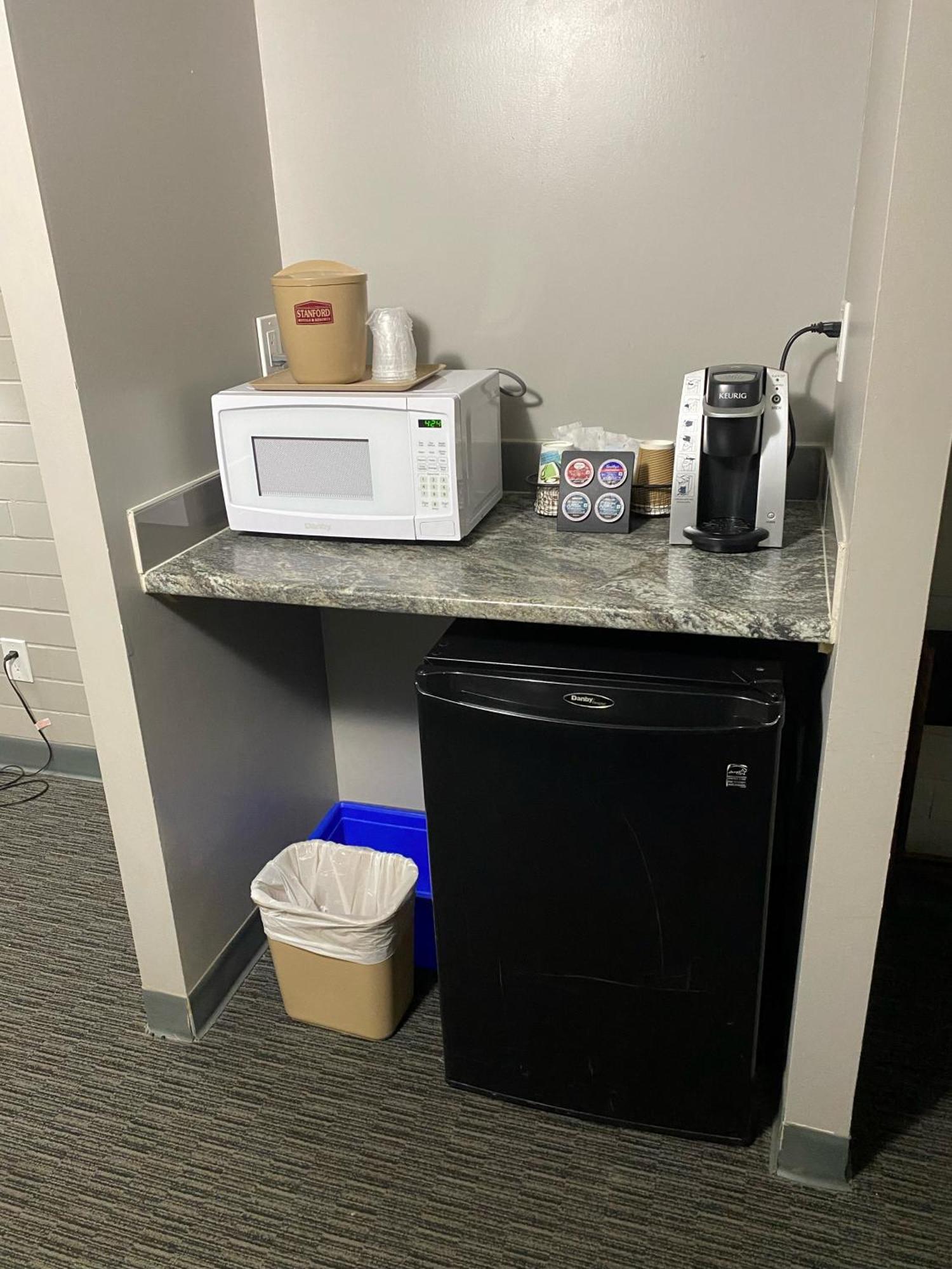 Travelodge By Wyndham Grande Prairie Luaran gambar