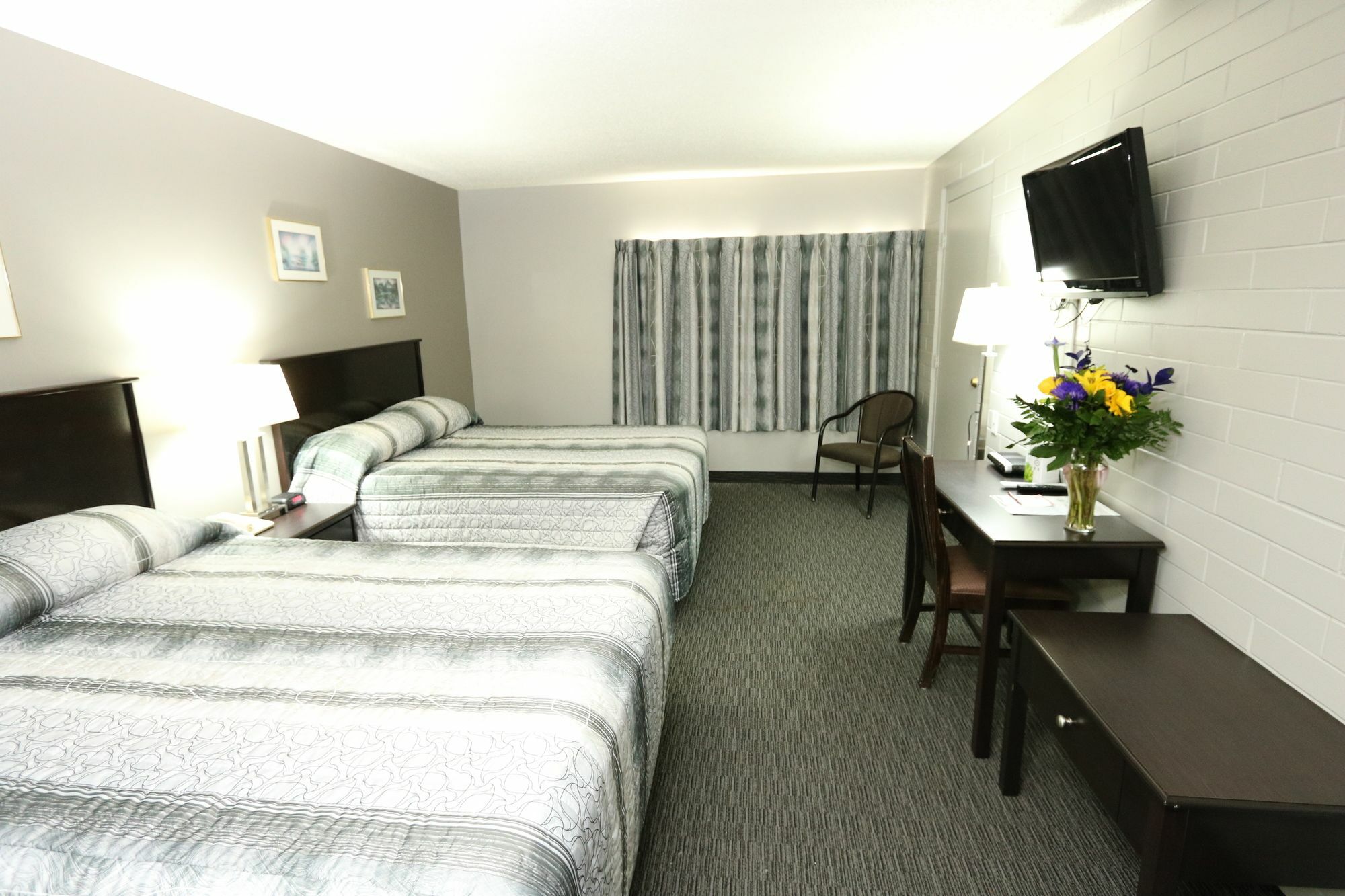 Travelodge By Wyndham Grande Prairie Luaran gambar